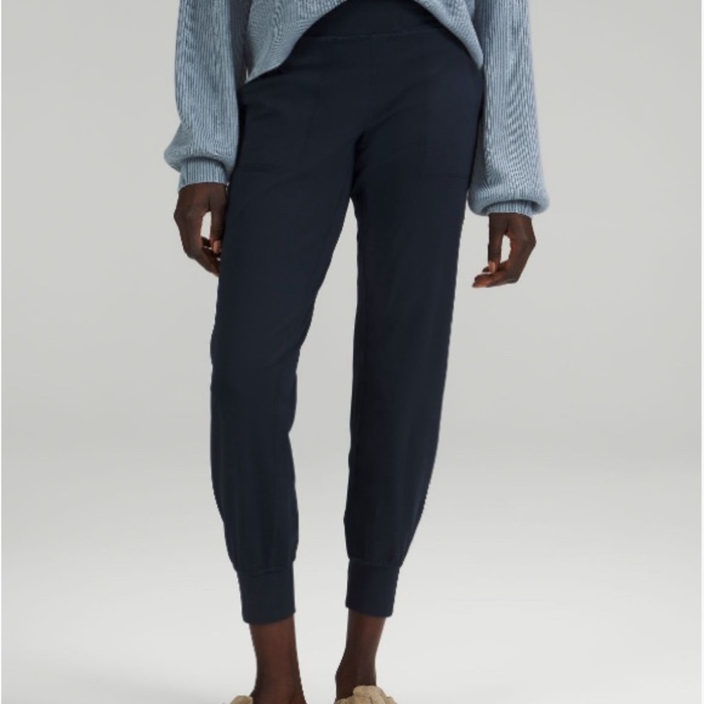 Lululemon align joggers navy size 4